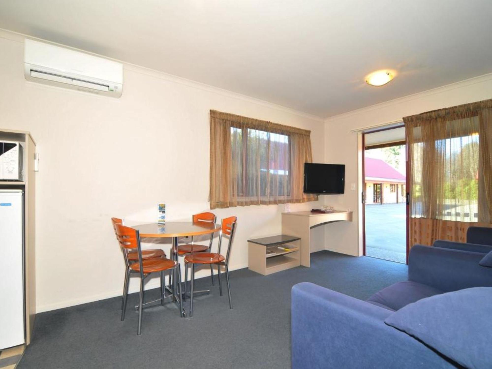 جيرالدين Asure Scenic Route Motor Lodge الغرفة الصورة